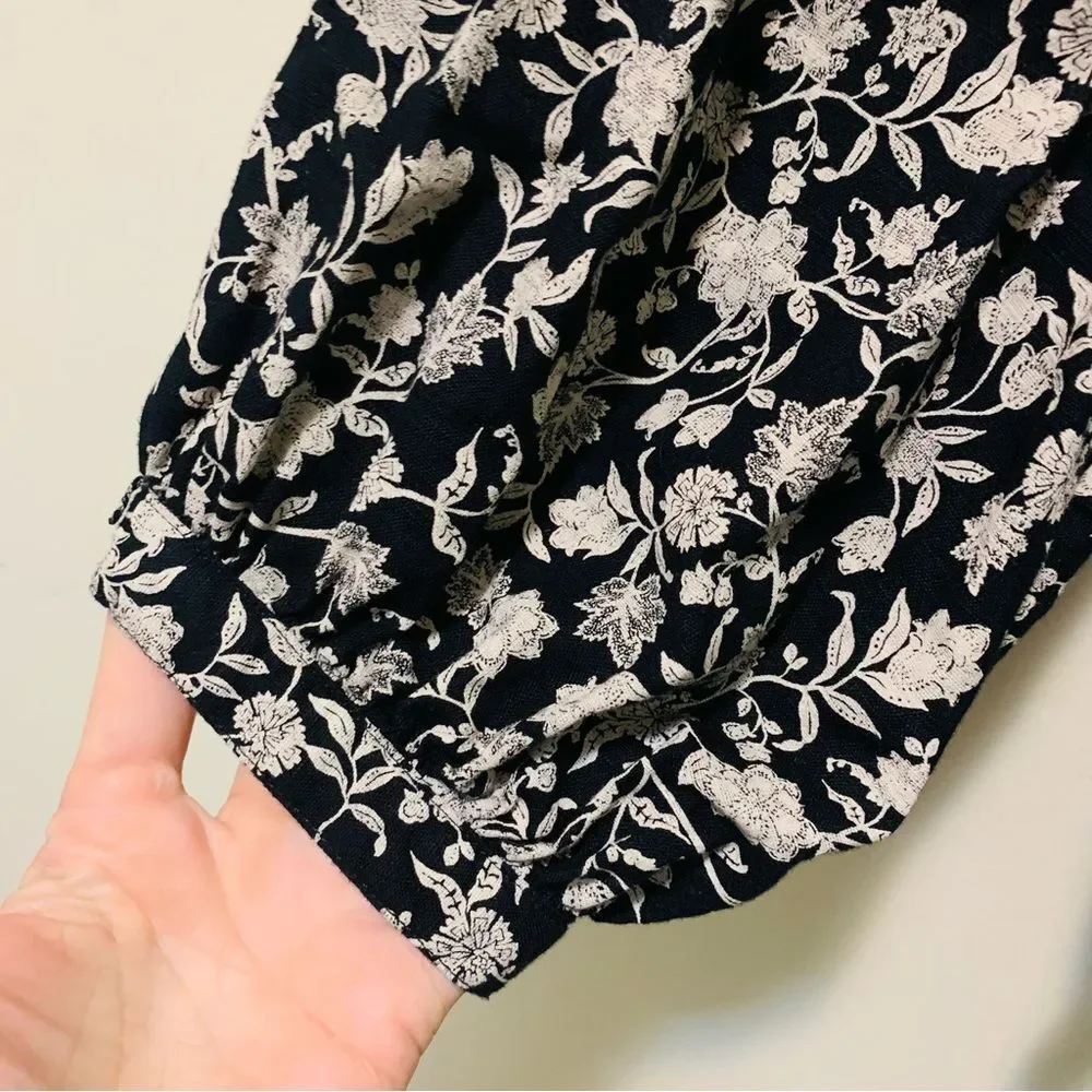 Old Navy Split Neck Boho Top Relaxed Floral Black and White peasant size xxl